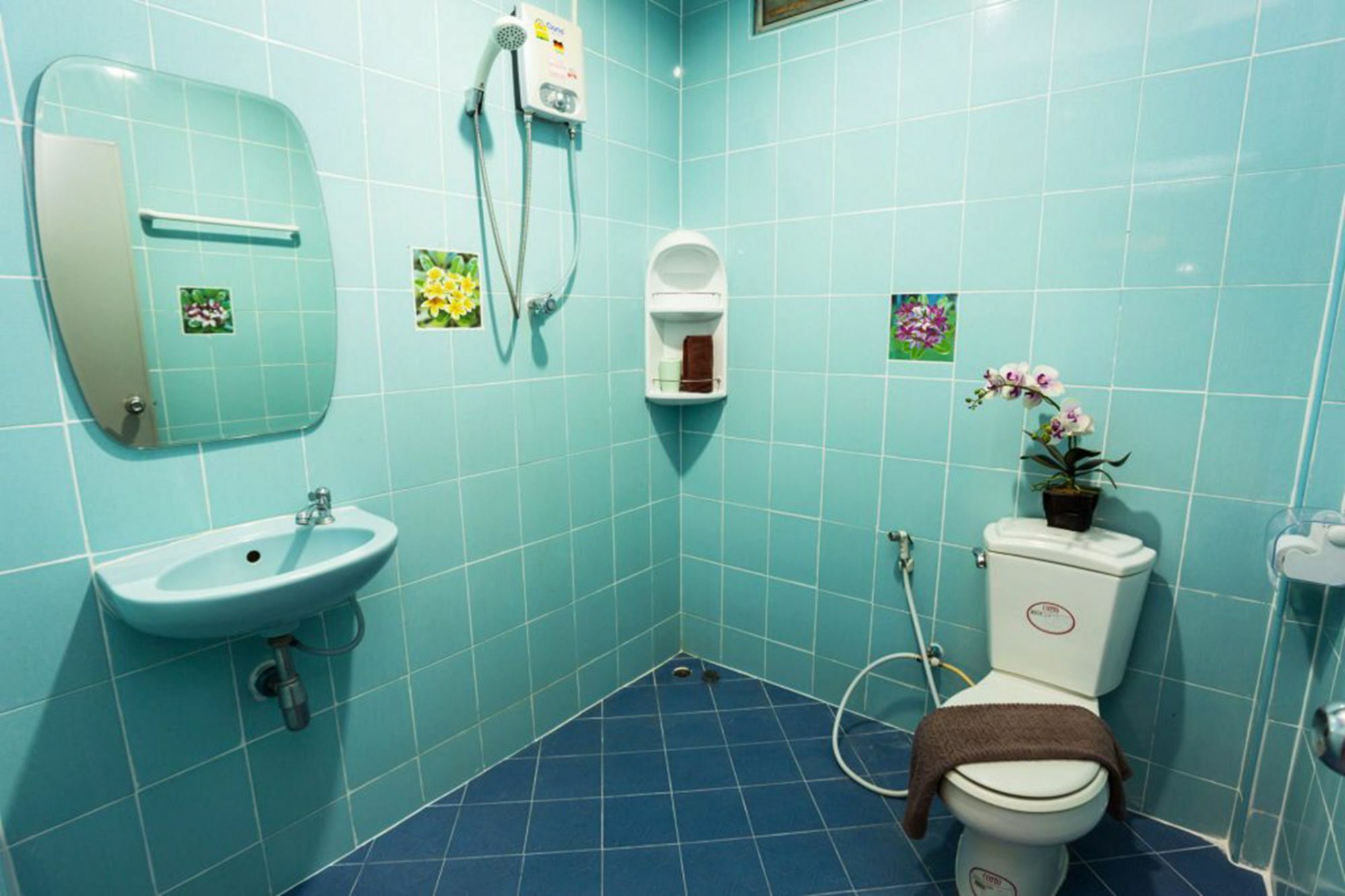 Rice Rooms And Restaurant Ката-Біч Екстер'єр фото